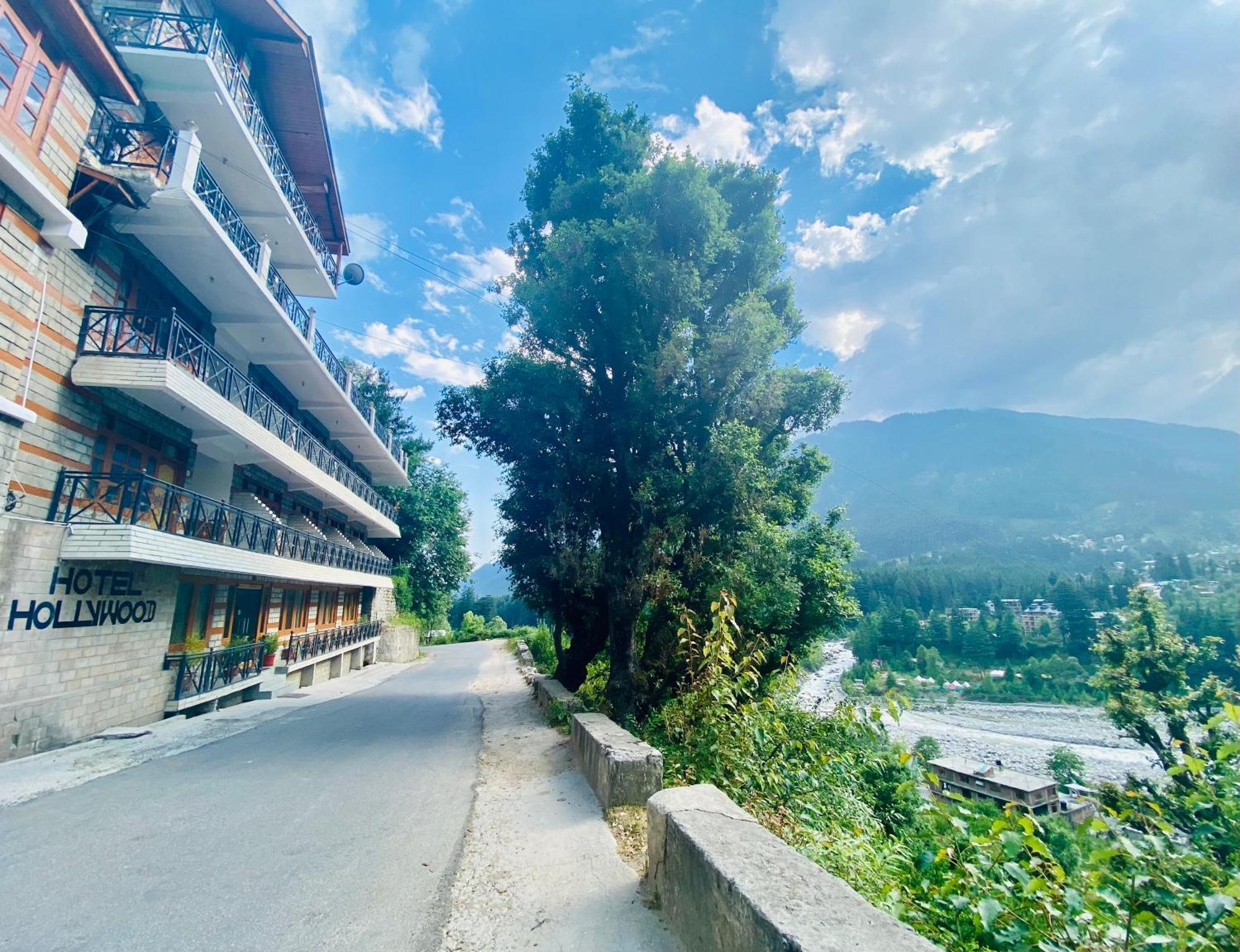 Snow Clad Riverview Hotel & Resort, Manali Exterior foto